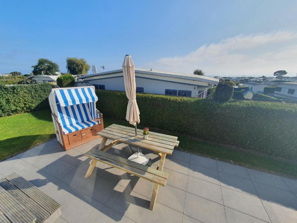 Fotografie z fotogalerie ubytování Campingland Ostsee - Mobilheim 111Meerblick v destinaci Schashagen