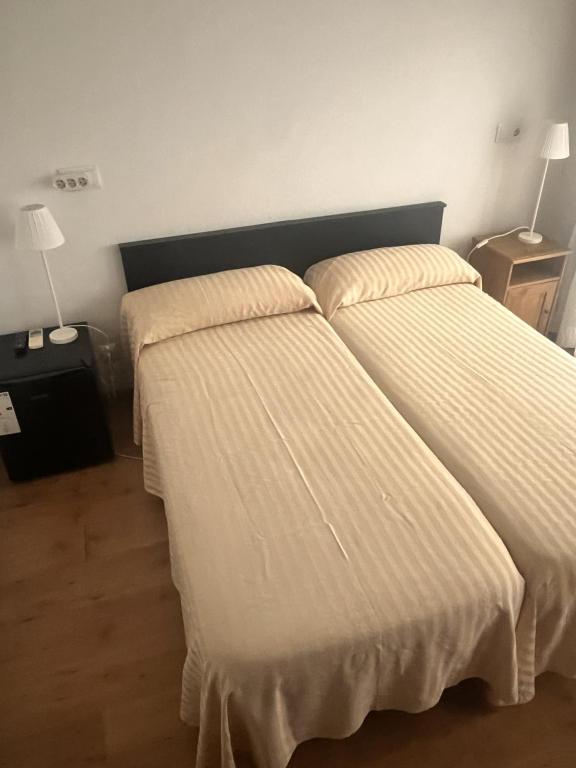 Hostal La Lluna - Camera Quadrupla