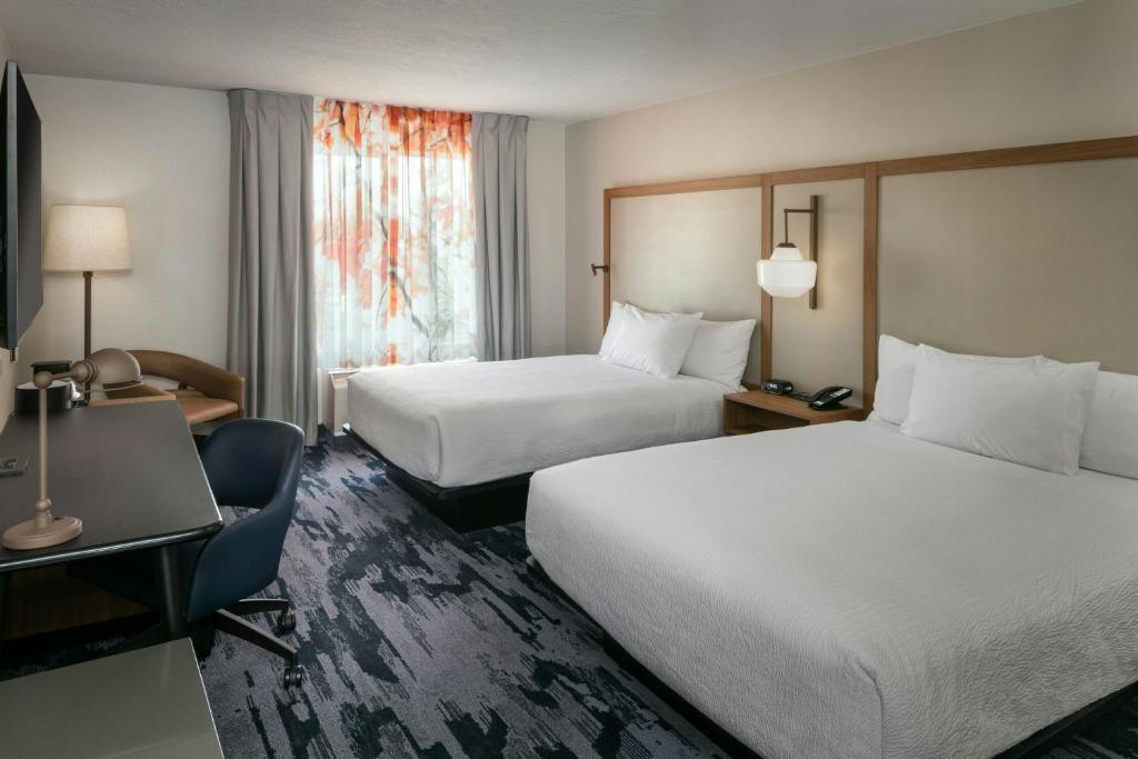 Postel nebo postele na pokoji v ubytování Fairfield Inn & Suites by Marriott Anchorage Midtown