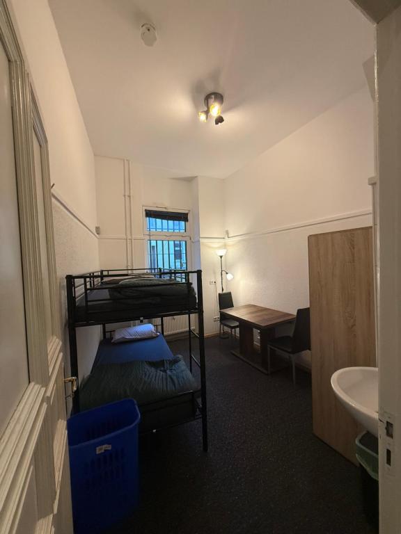 Postel nebo postele na pokoji v ubytování Chill Inn Hostel Berlin