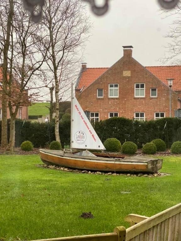 Zahrada ubytování Landhaus Greetsiel am Hafen "Meeresbrise"