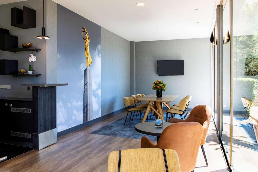 NH Luxembourg Airport - Resim 9