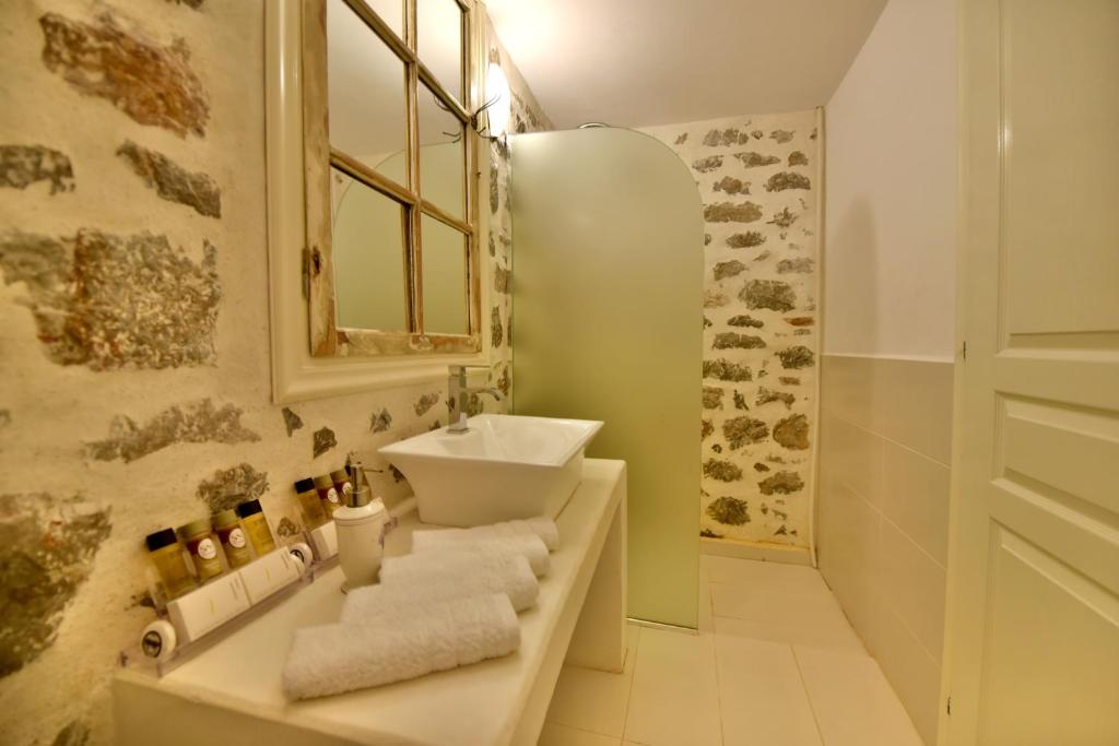 Koupelna v ubytování Psaropoula Guest House
