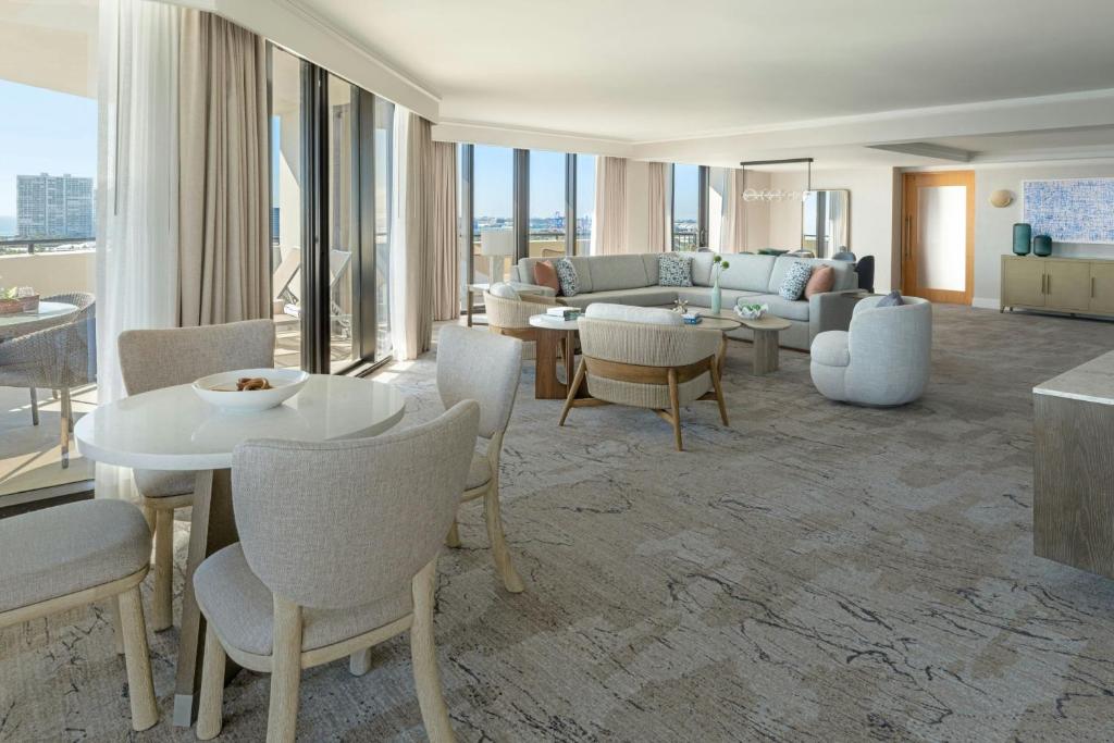 Posezení v ubytování Fort Lauderdale Marriott Harbor Beach Resort & Spa