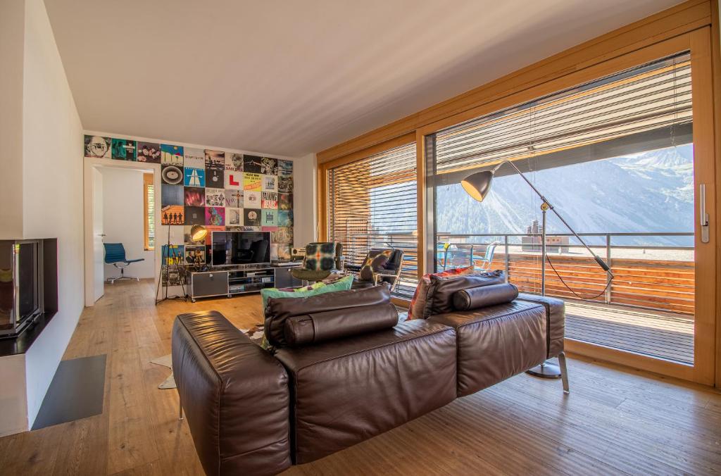 TV a/nebo společenská místnost v ubytování Salis 06 by Arosa Holiday