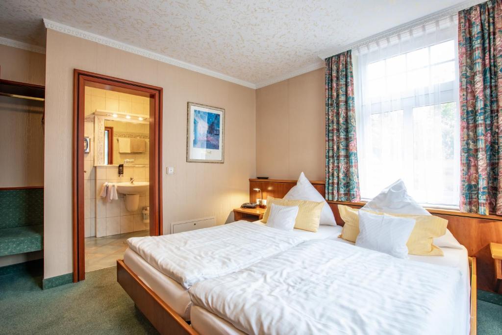 2 Raum Apartment großer Balkon - Housity
