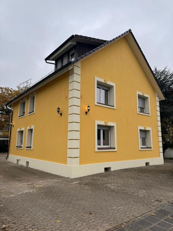 Pension Smart Living Suites - Resim 7