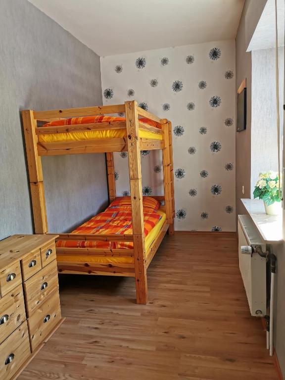 Postel nebo postele na pokoji v ubytování Ferienwohnung Lena in LathenEmsland
