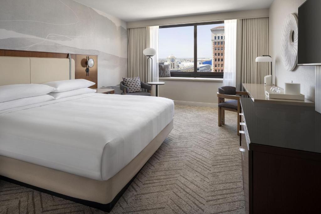 Marriott Long Beach Downtown - 