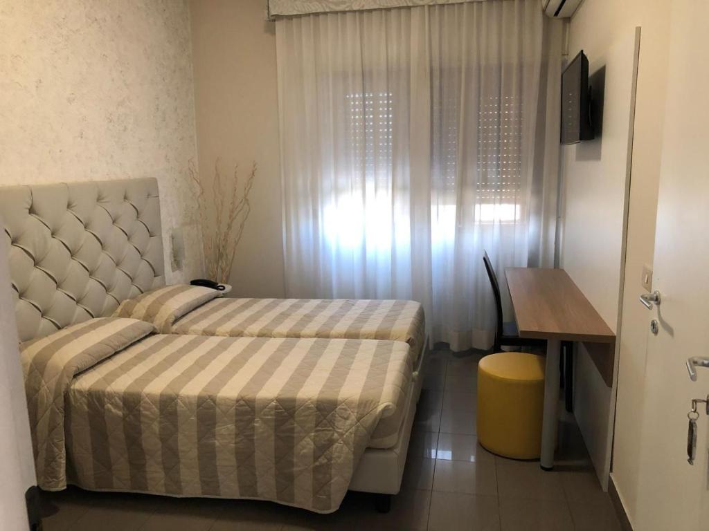 New H Marte 81 - Resim 5