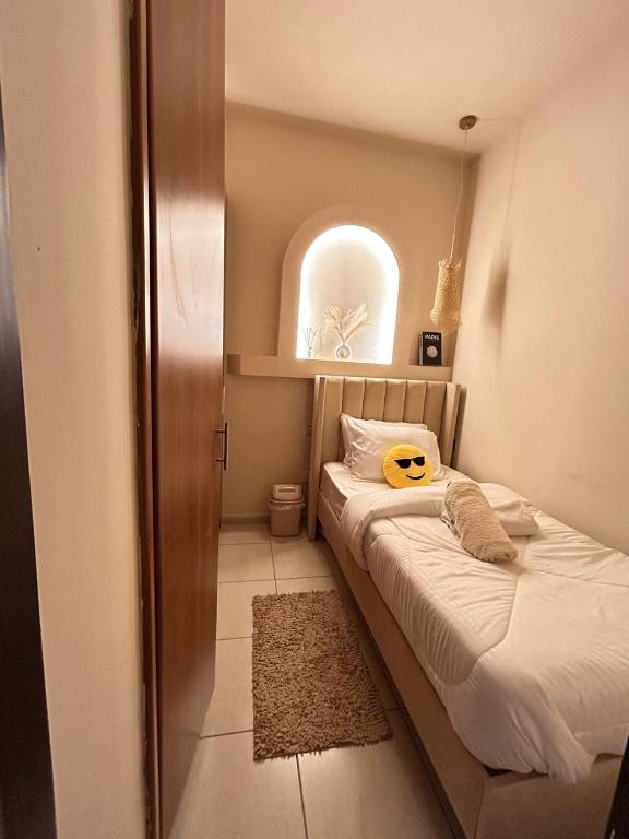 Postel nebo postele na pokoji v ubytování Adaz Home