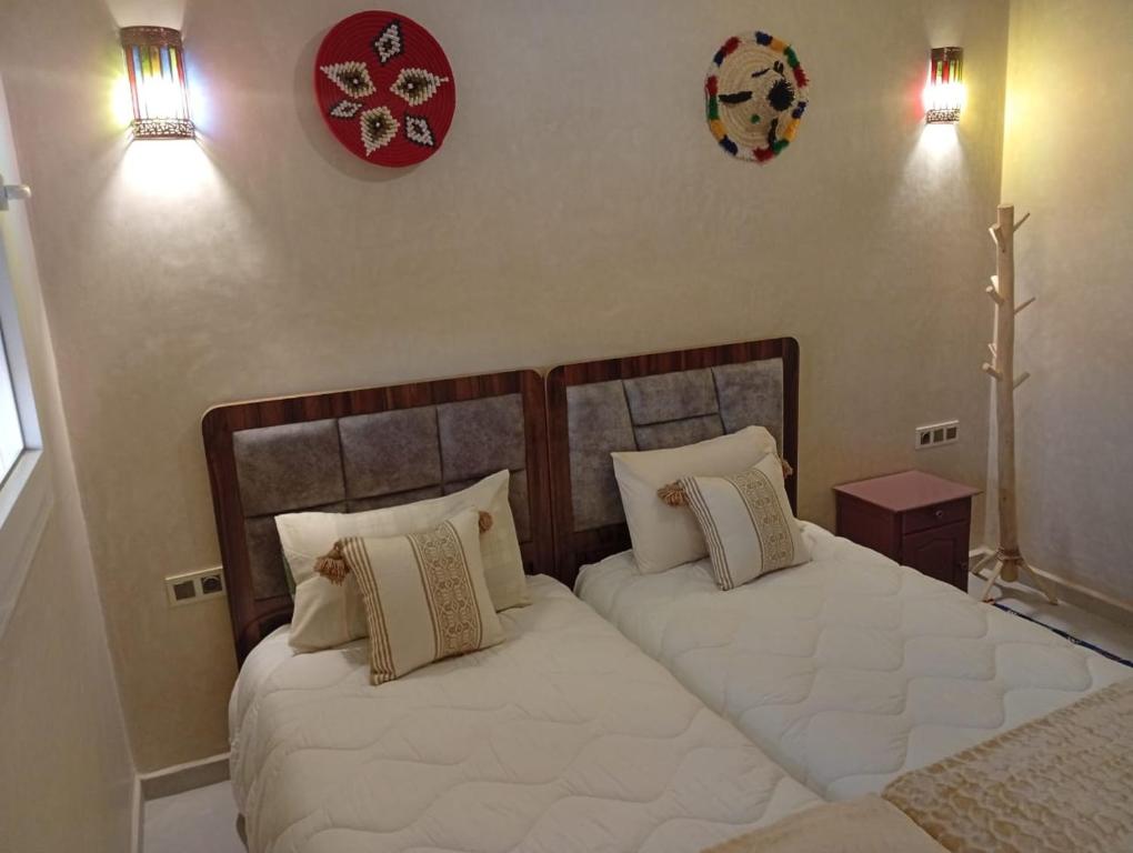 Voodi või voodid majutusasutuse taghoba surf house toas