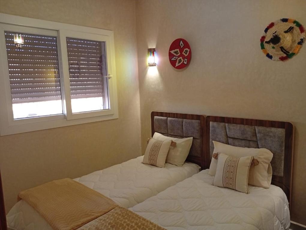 Voodi või voodid majutusasutuse taghoba surf house toas