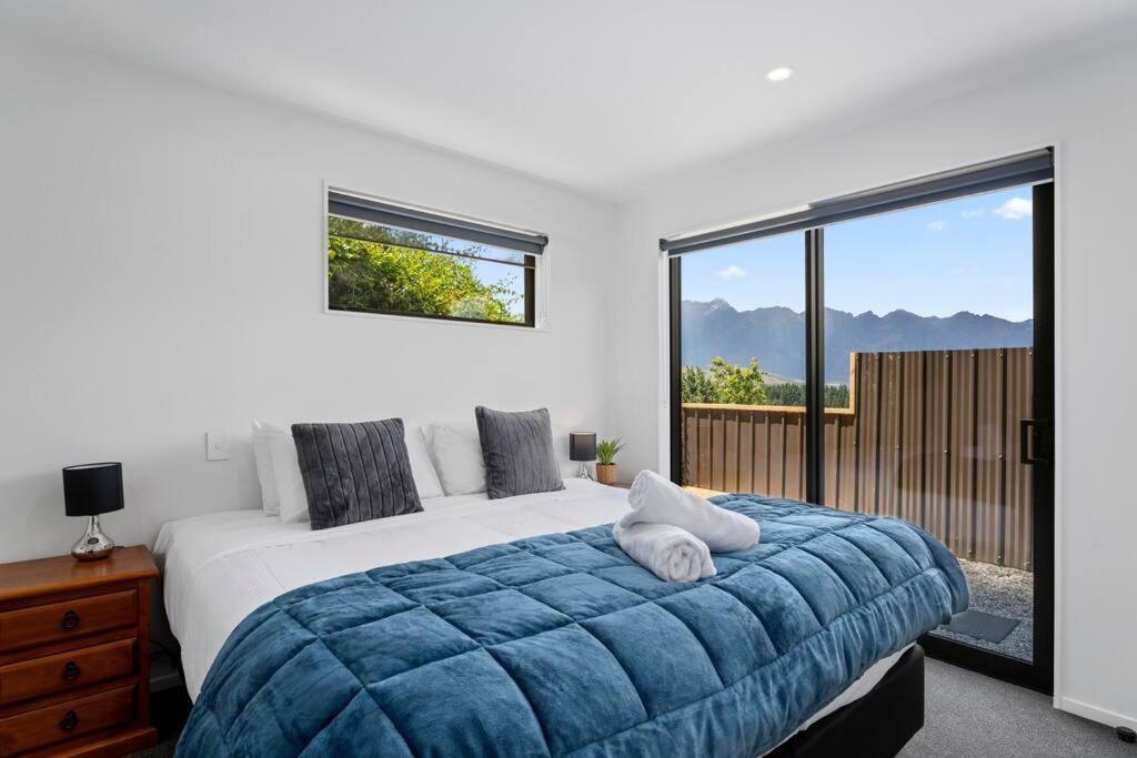 Beauty 2 Bedroom 2 Bath Walk To Town Views - Resim 2