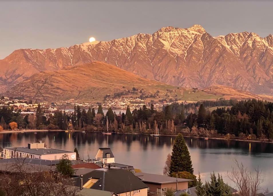 Beauty 2 Bedroom 2 Bath Walk To Town Views - Resim 20