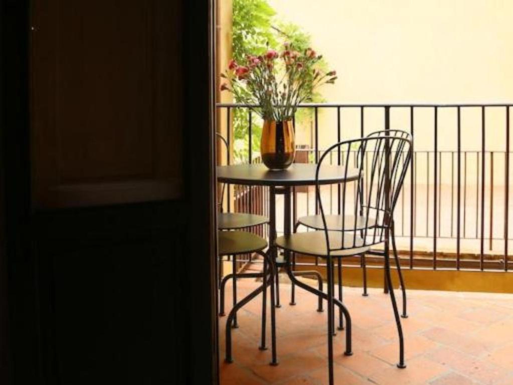 Numa Florence Palazzo San Niccolò - Resim 10