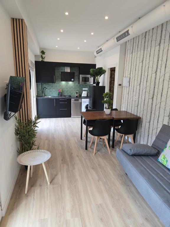 O bucătărie sau chicinetă la Apartamento LINA
