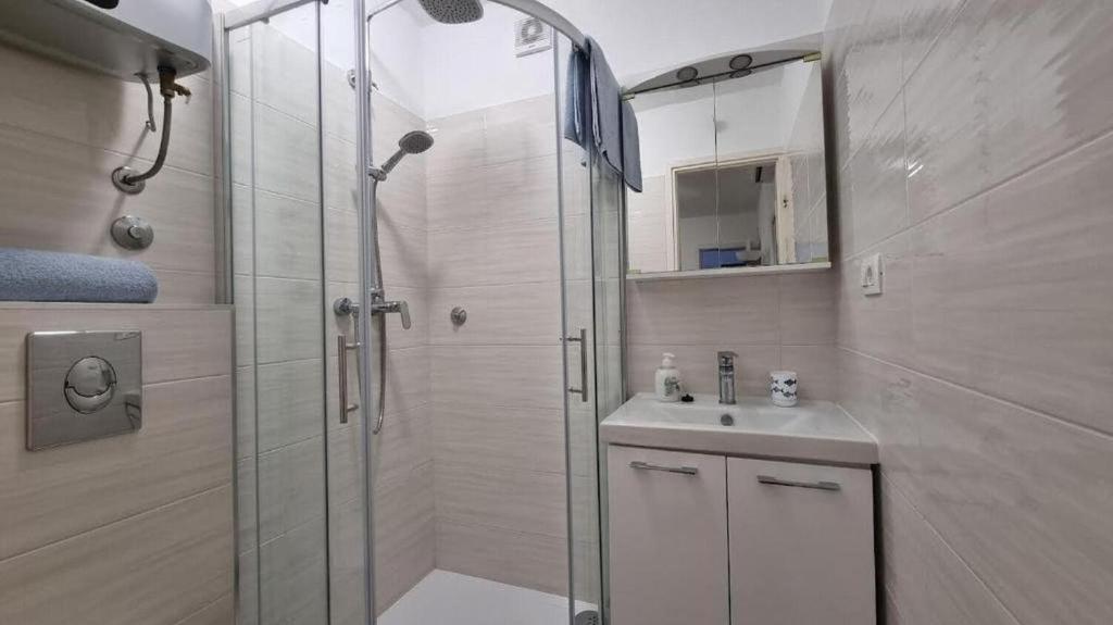 Fotografie z fotogalerie ubytování Apartments Mlad v destinaci Rogač