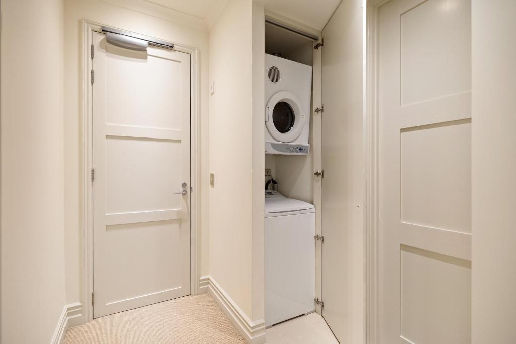 Craigroy 3 Lakeshore apartment with conservatory - Resim 24