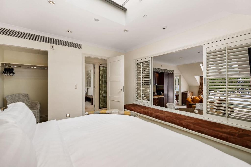 Ben Lomond 3 -Top-floor lakeshore apartment - Resim 30