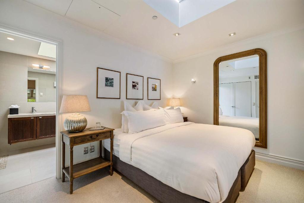 Creighton 1 Lake & Mountain View Apt - Resim 24