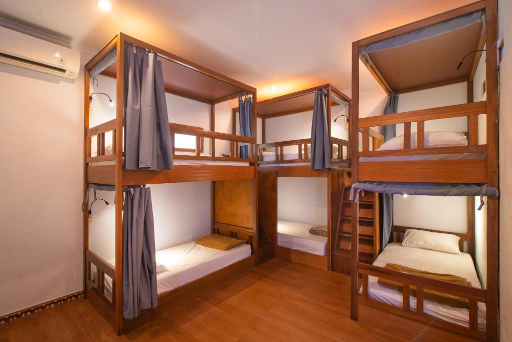 Simpang Inn Hostel - Error