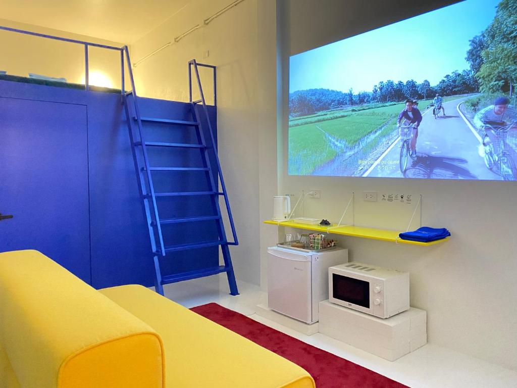 
Deluxe Duplex King Room
