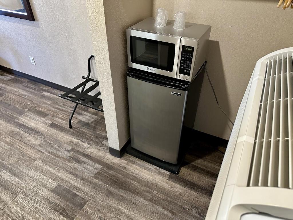 Kuchyň nebo kuchyňský kout v ubytování West Inn NAU - Downtown Flagstaff