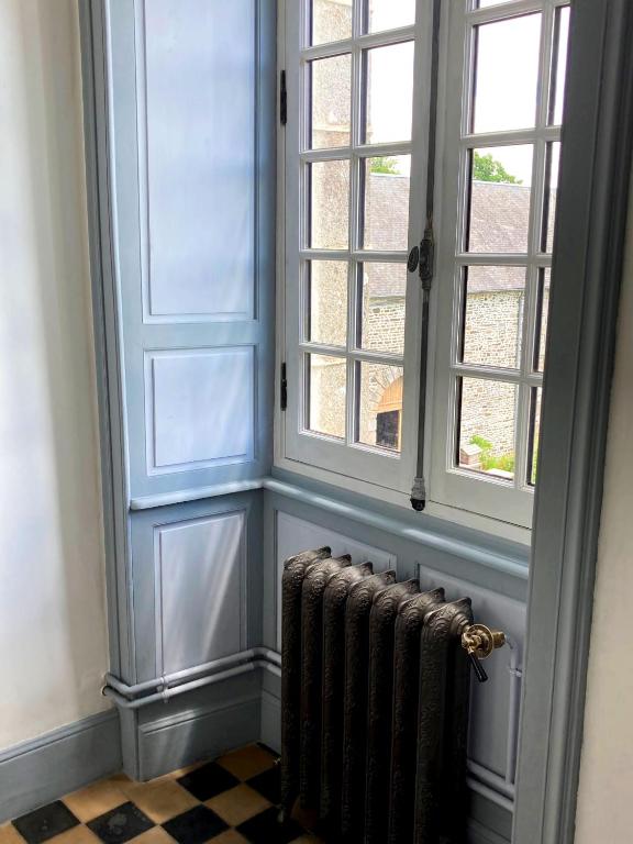 Fotografie z fotogalerie ubytování chateau isigny, le plus petit et le plus secret des châteaux de charme v destinaci Isigny-le-Buat