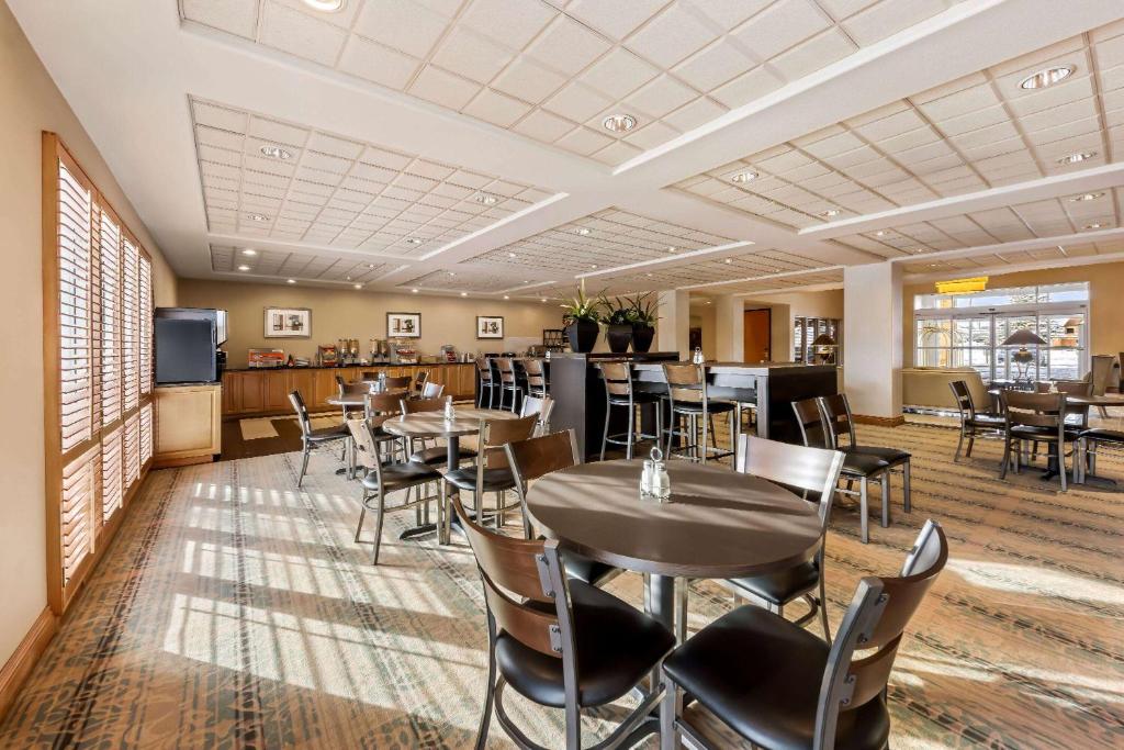 Wingate by Wyndham Calgary South - Resim 5