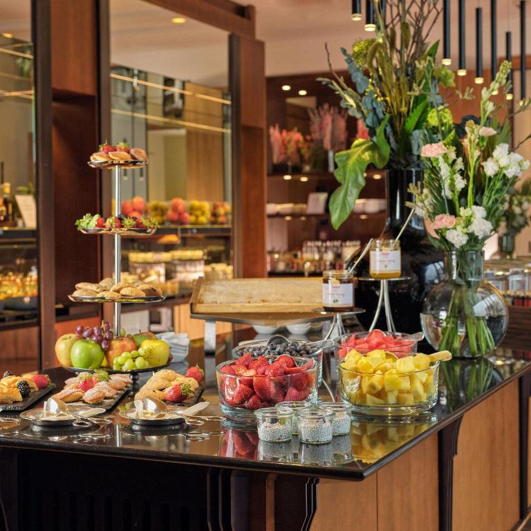 Waldorf Astoria Berlin - Resim 14