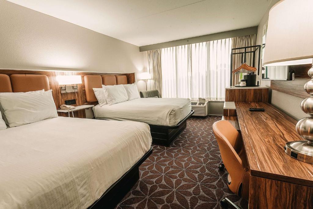 Wyndham Garden Williamsburg Busch Gardens Area - Double Room With Two Double Beds - Non-Smoking