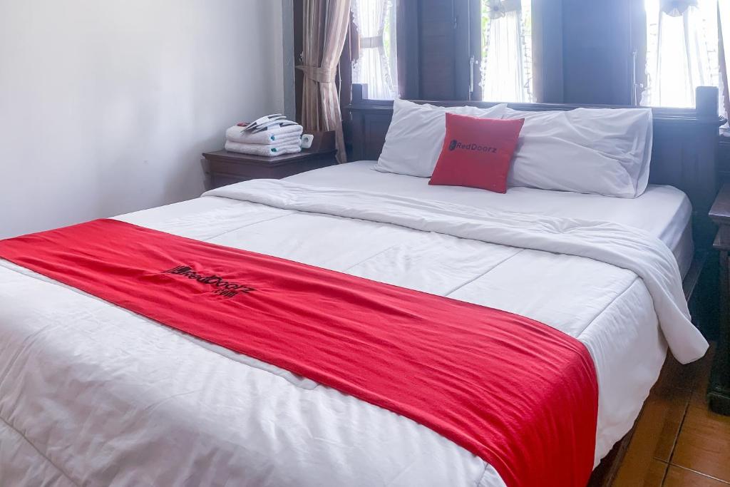 RedDoorz Resort Syariah at Hotel ANB Pameungpeuk Garut - Superior Double Room