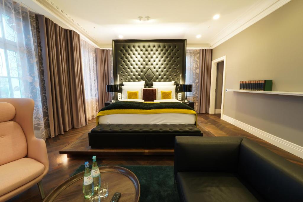 
Sophia Brockhaus Suite
