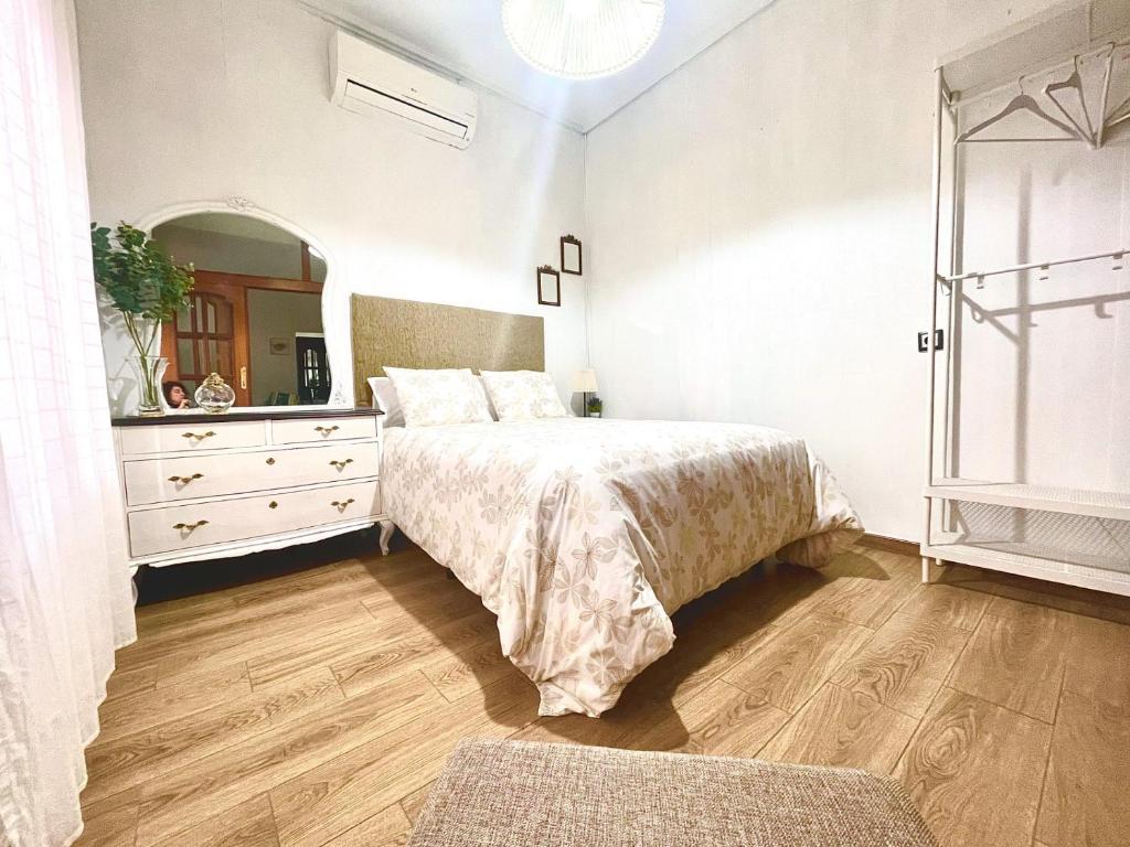Postel nebo postele na pokoji v ubytování Casa tradicional Torrevieja