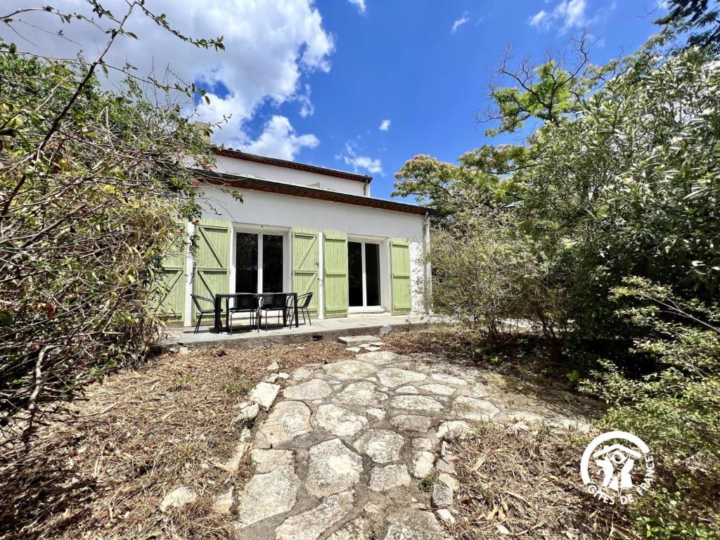 Budova, kde se prázdninový dům nachází