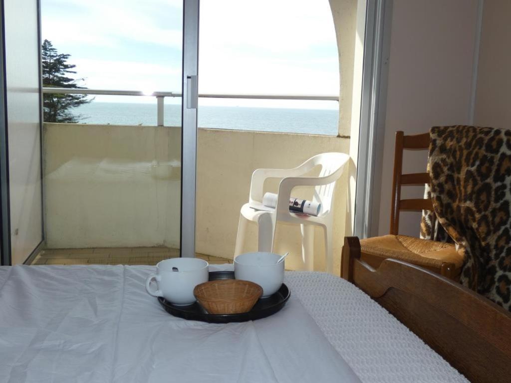 Posteľ alebo postele v izbe v ubytovaní Notre-Dame-de-Monts - Appartement 34m² - 4 pers - Animaux bienvenus - FR-1-540-238