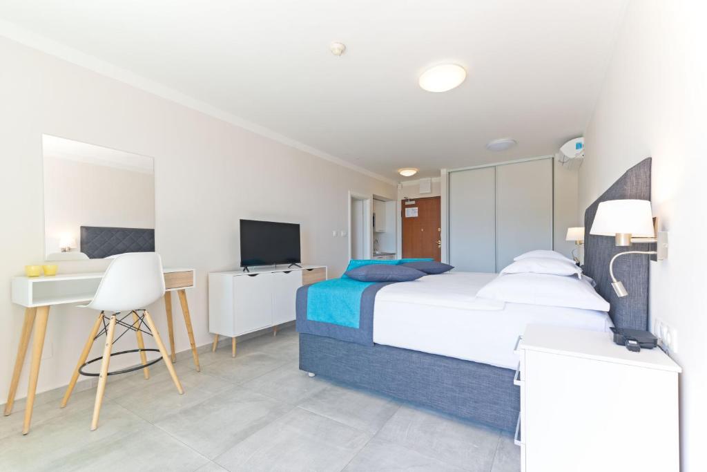 The Residence Aparthotel - Habitación Doble Con Balcón