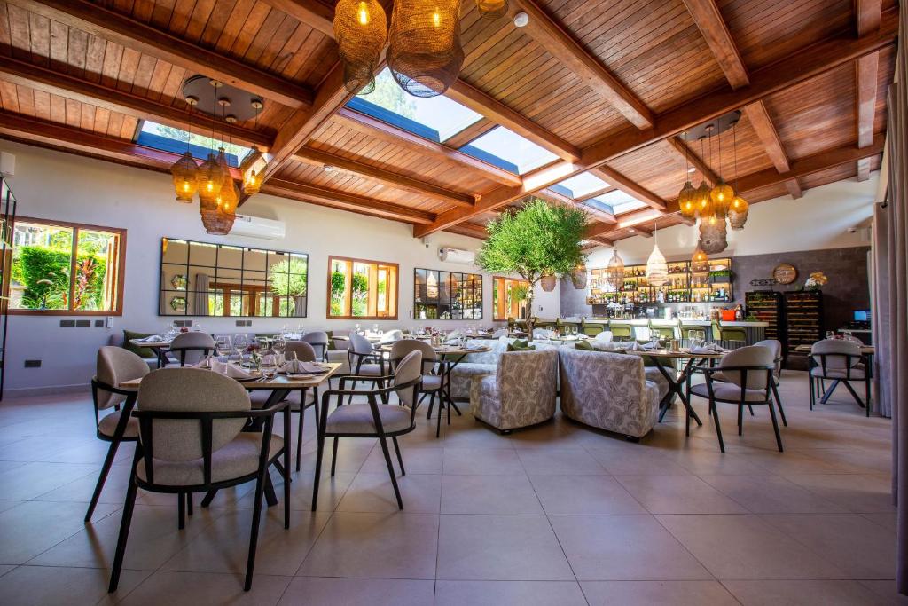 Restaurace v ubytování Pax Manor Muthaiga