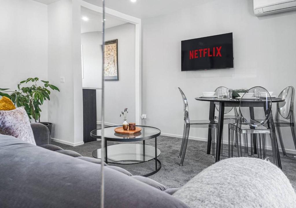 Walk to the City Centre! Stylish & Modern #1 -By KOSH BNB - Resim 13