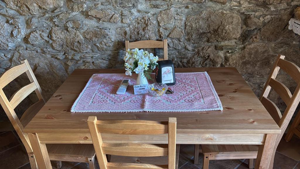 Fotografie z fotogalerie ubytování Osini Ecciu Home v destinaci Osini