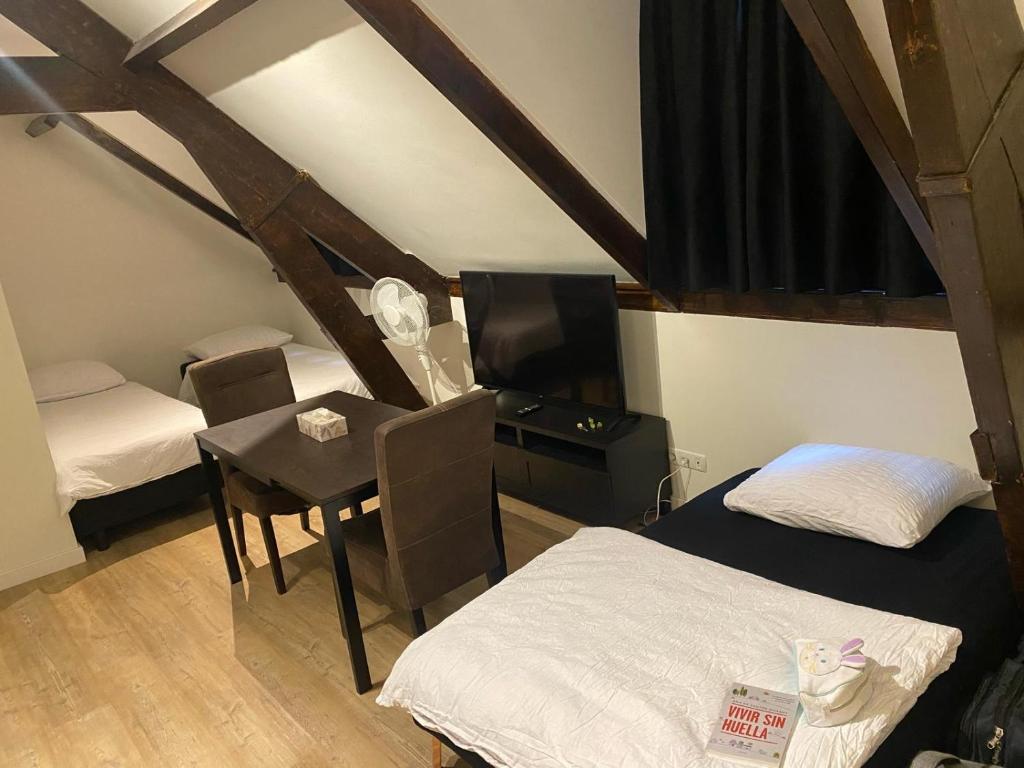 Rotterdam Inn - Resim 26