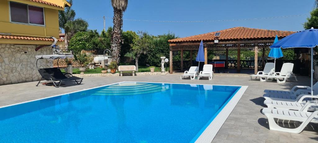 Villa con piscina