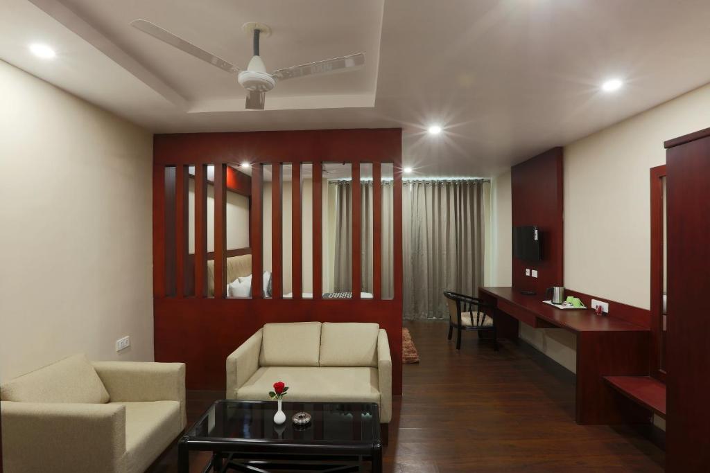 Posezení v ubytování Hotel West Residency Delhi International Airport