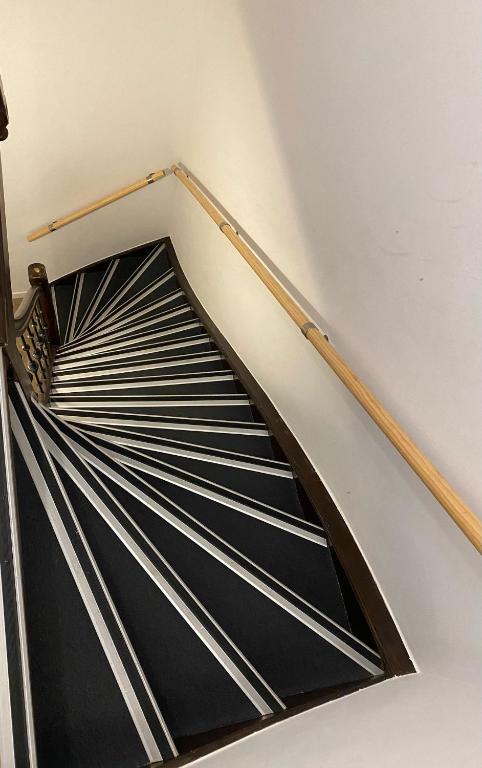 Rotterdam Inn - Resim 8