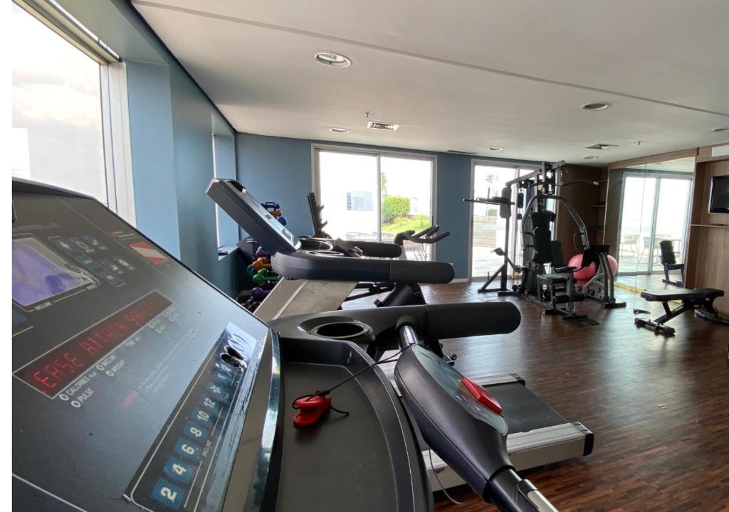 Fitness centrum a/nebo fitness zařízení v ubytování Lírio de Joseph