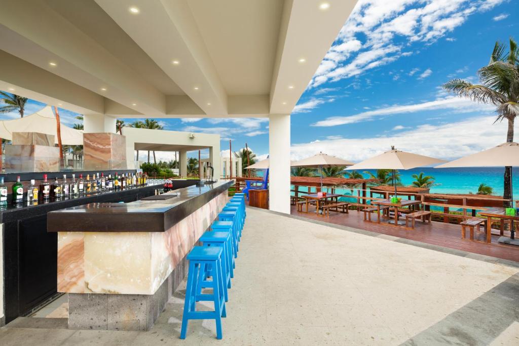 Entretenimiento nocturno y shows en vivo