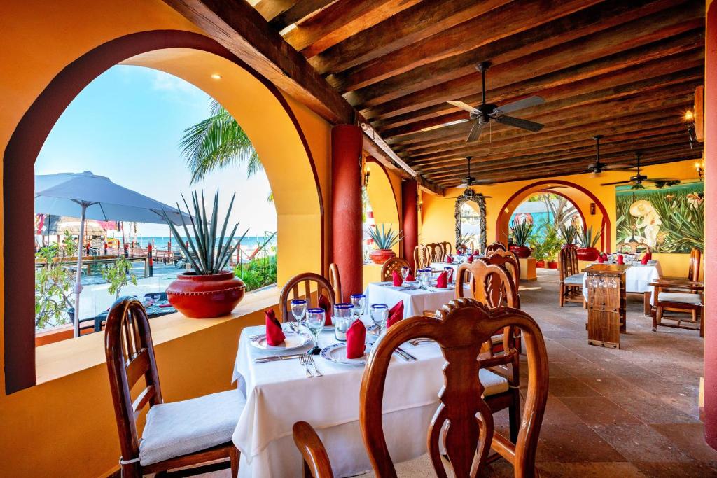 Restaurace v ubytování Grand Oasis Palm - All inclusive