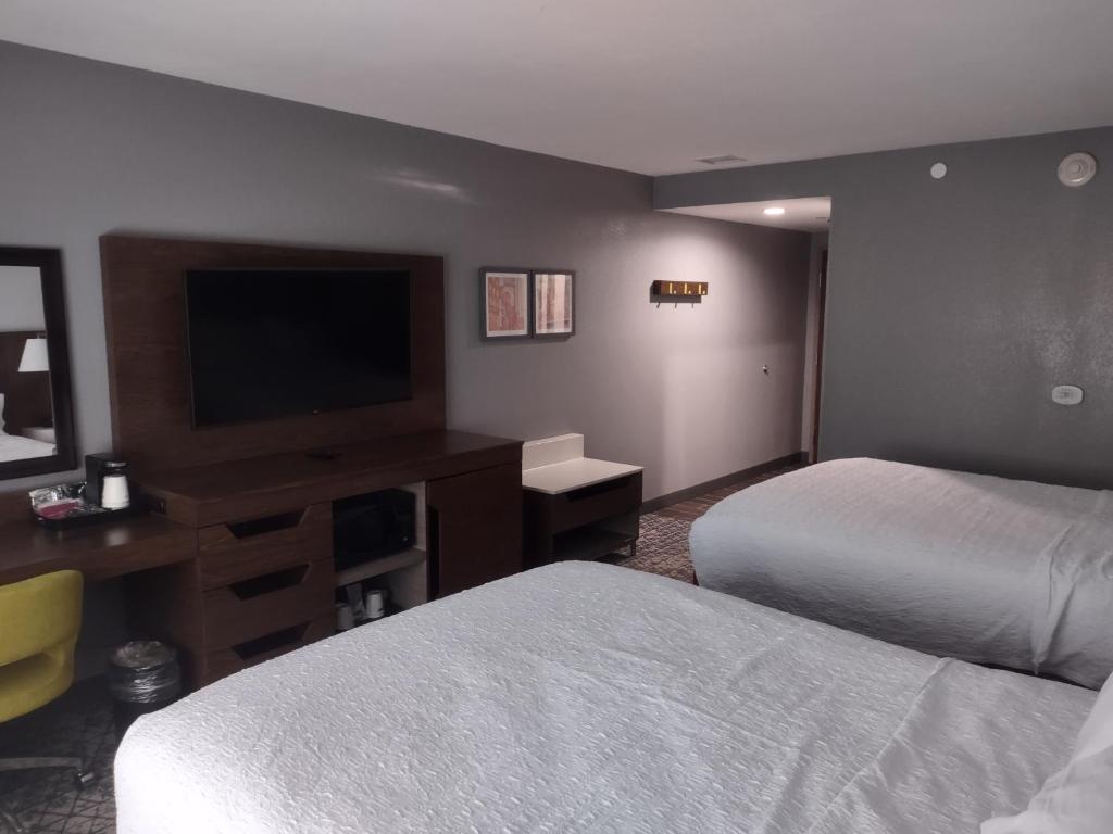 Hampton Inn & Suites Pittsburgh New Stanton PA - Habitación Queen Con Dos Camas Queen
