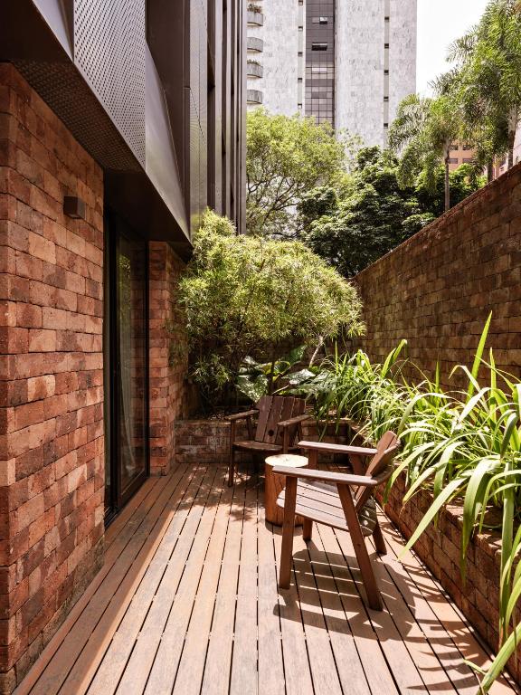 Um jardim em Hotel Fasano Belo Horizonte